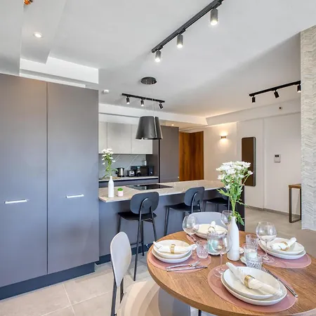 Modern 1bedroom St Julians Sleeps 4