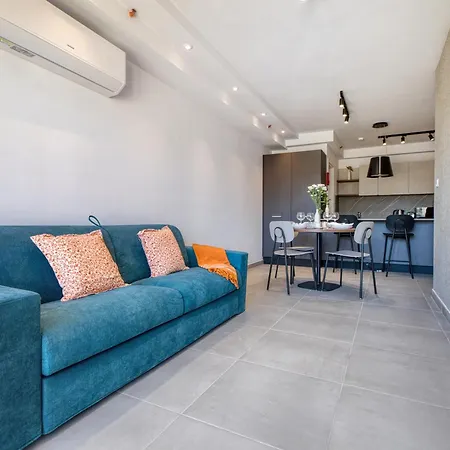 Modern 1bedroom St Julians Sleeps 4 Lägenhet
