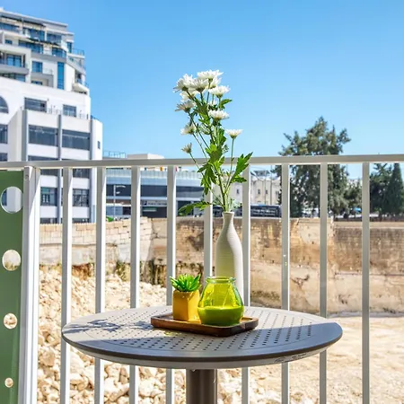 Lägenhet Modern 1bedroom St Julians Sleeps 4