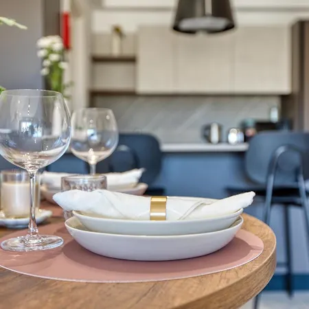 Modern 1bedroom St Julians Sleeps 4